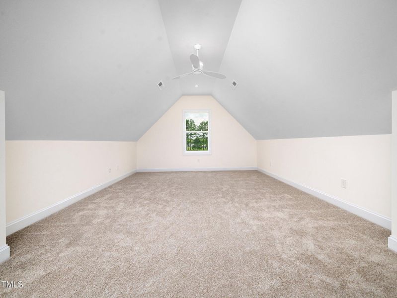 09CB6E12-0FDC-4790-98F5-F4E0174920A1