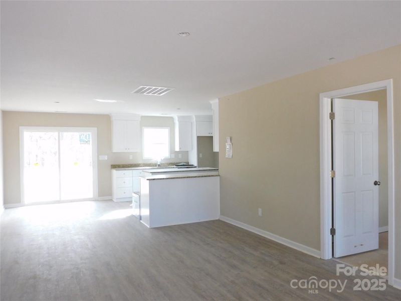 Spacious, unfurnished interior of a new home in , York (Image 5).