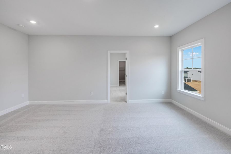 SUN_Annandale_Pic_Tyler_21