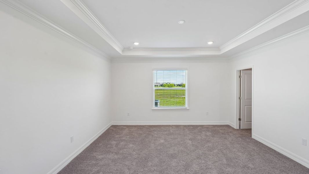 Spacious, unfurnished interior of a new home in Heritage Station, Punta Gorda (Image 37).