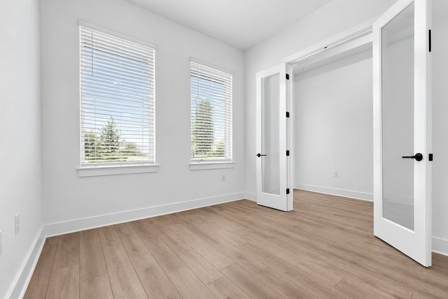 Spacious, unfurnished interior of a new home in Silverleaf, Cedar Creek (Image 36). Spacious, unfurnished interior of a new home in Silverleaf, Cedar Creek (Image 36).