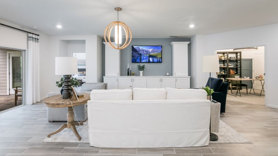 3004 Patriot Family 3of6 F1