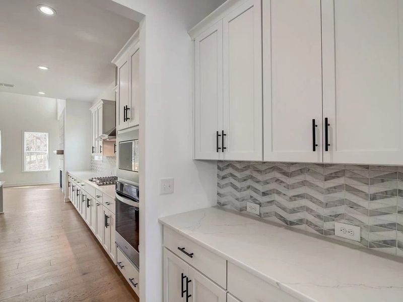 Sample Photo: Butler's Pantry