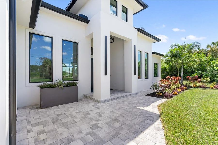 Exterior details and patio area of a home in , Port Charlotte (Image 32).