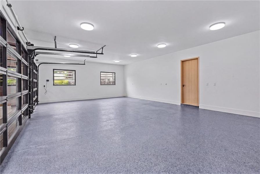 Spacious, unfurnished interior of a new home in , Sugar Hill (Image 86).