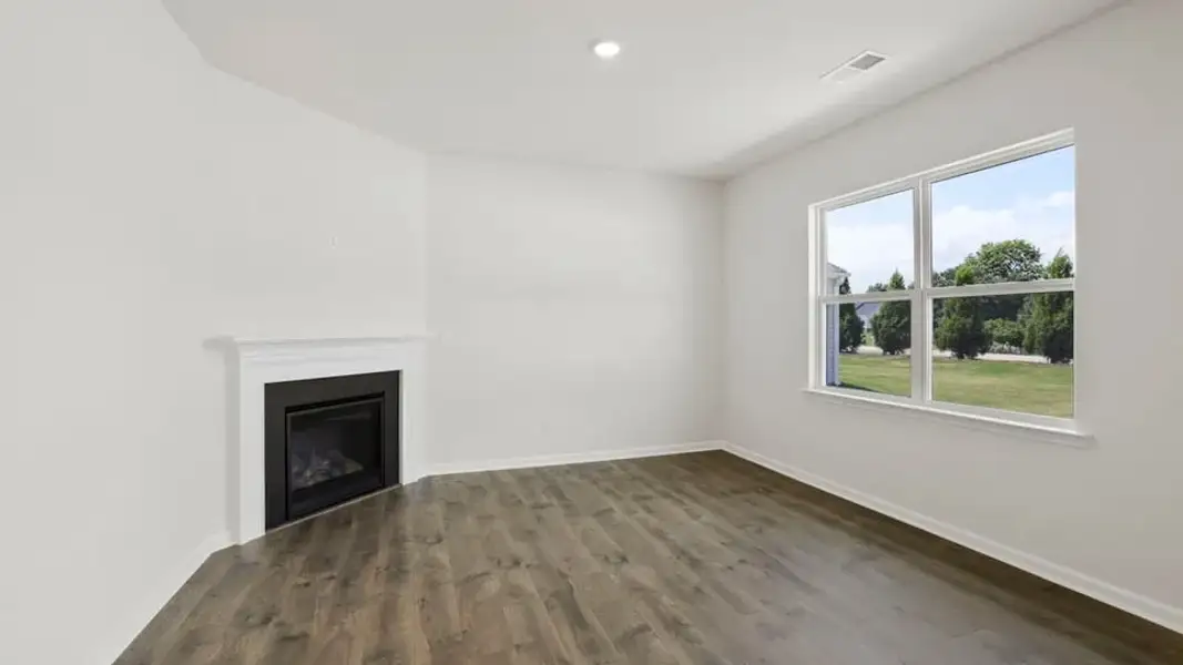 Representative unfurnished interior of a home built from the Belhaven by D.R. Horton in Lily Grove, Piedmont (Image 21).