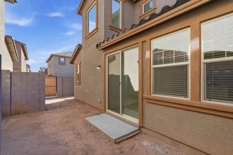Exterior details and patio area of a home in Parkside, Avondale (Image 4).