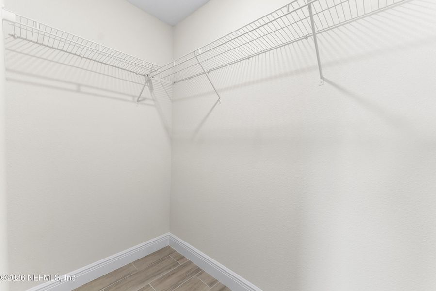 Spacious, unfurnished interior of a new home in , Ocala (Image 32).