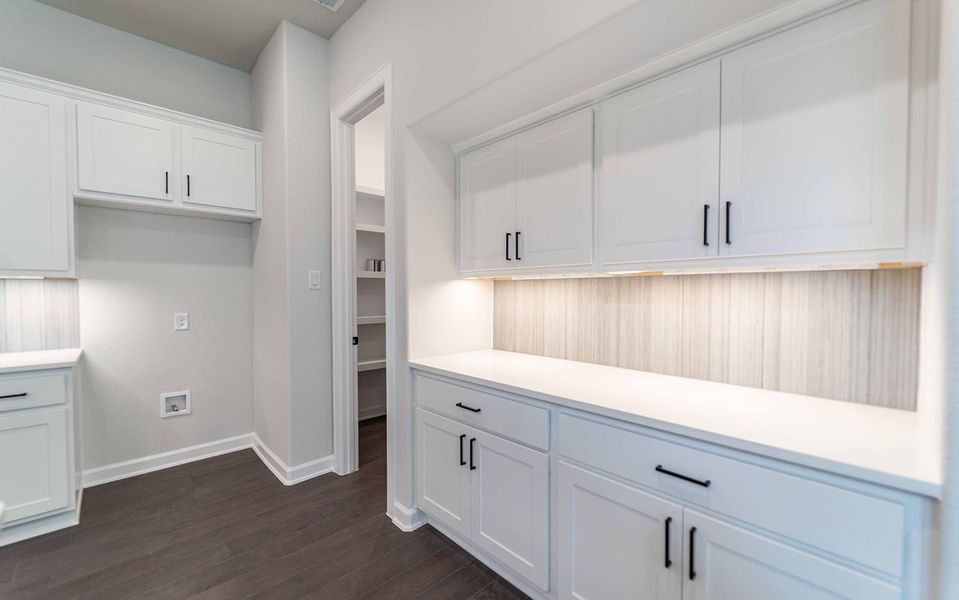 Furnished interior view inside a new home in Heath Golf & Yacht Club, Heath (Image 6). Furnished interior view inside a new home in Heath Golf & Yacht Club, Heath (Image 6).