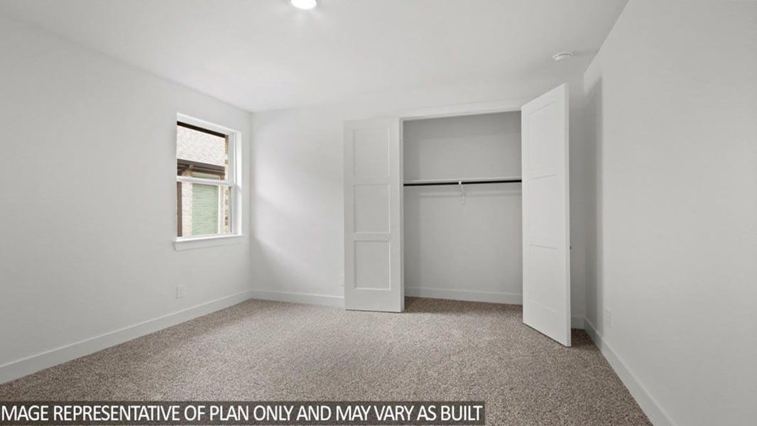 Spacious, unfurnished interior of a new home in River Ranch Estates, Dayton (Image 14).