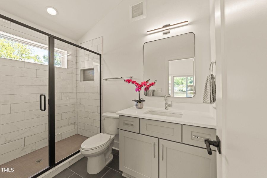 52-web-or-mls-37-print-3D5A7955