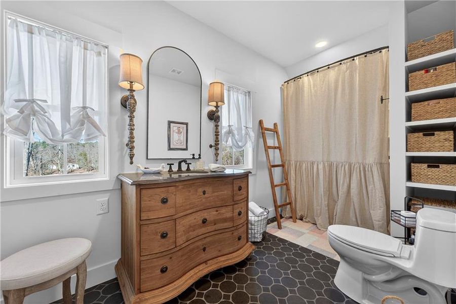Furnished interior view inside a new home in , Eatonton (Image 39).