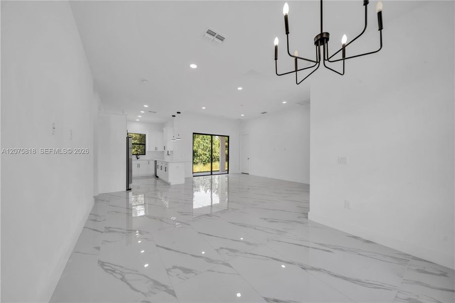 Spacious, unfurnished interior of a new home in , Lehigh Acres (Image 15).