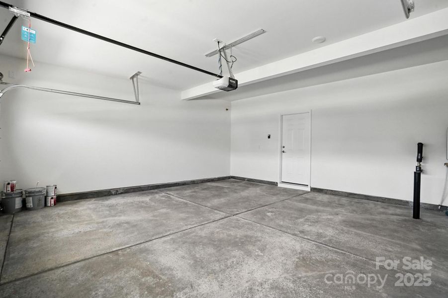 Spacious, unfurnished interior of a new home in Heritage - 55+ Community, Indian Trail (Image 32).