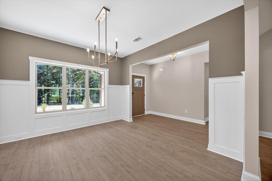Spacious, unfurnished interior of a new home in White Oaks, The Rock (Image 16).