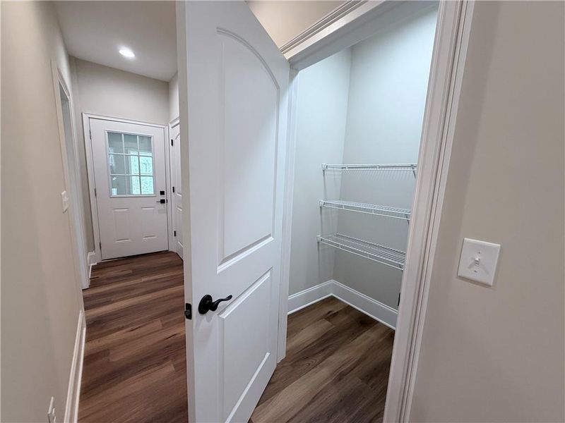 Spacious, unfurnished interior of a new home in , Mansfield (Image 43).