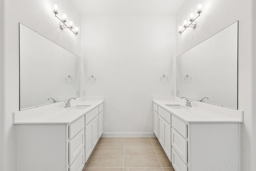 Primary Bathroom in the Picasso II home plan by Trophy Signature Homes – REPRESENTATIVE PHOTO Primary Bathroom in the Picasso II home plan by Trophy Signature Homes – REPRESENTATIVE PHOTO