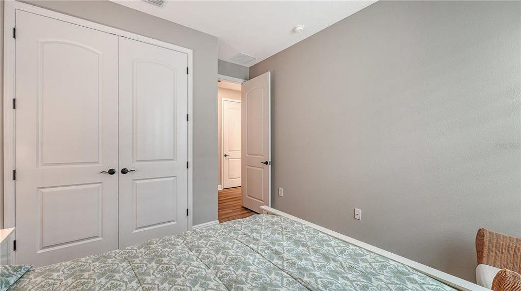 Spacious, unfurnished interior of a new home in , Bradenton (Image 24).