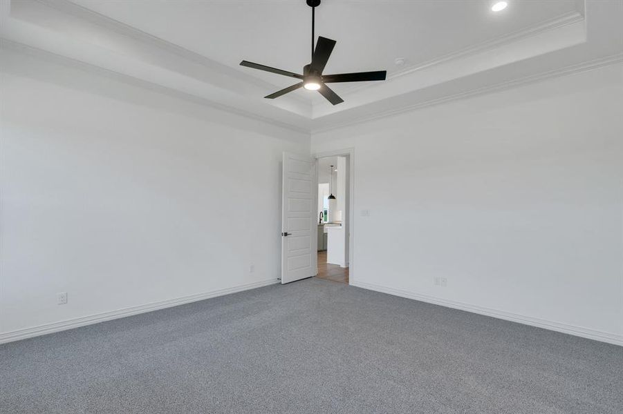 Spacious, unfurnished interior of a new home in , Waxahachie (Image 21).