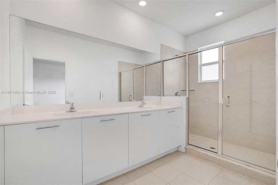 Image 13 of a home in .