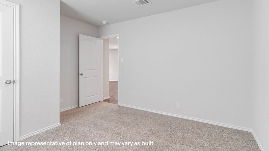 Representative unfurnished interior of a home built from the The Friedrich by D.R. Horton in Riverstone at Westpointe, San Antonio (Image 27).