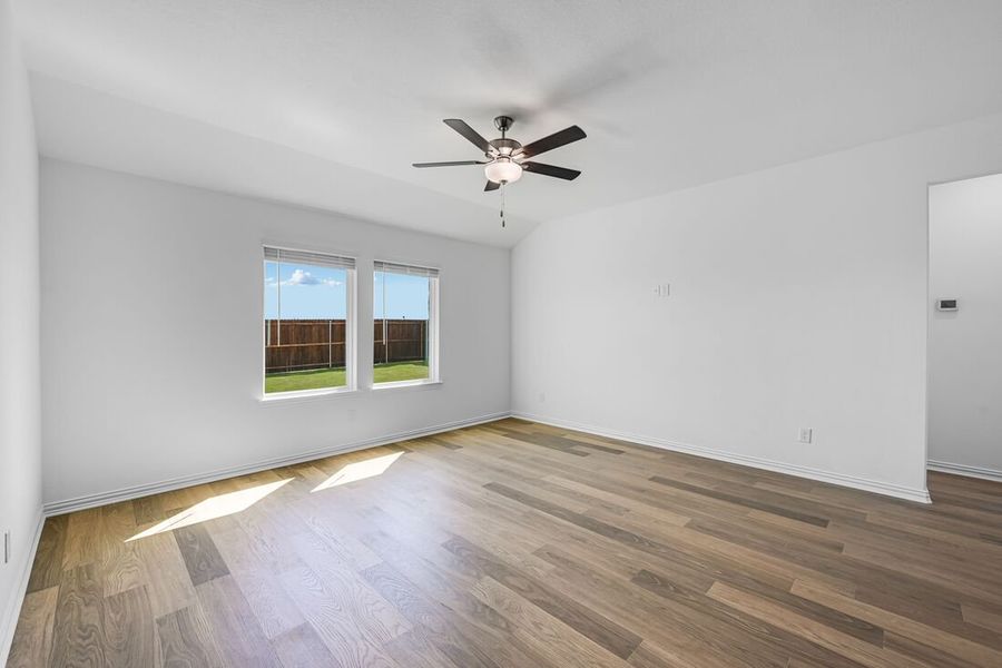 Spacious, unfurnished interior of a new home in Parks at Foster Crossing, Anna (Image 16).