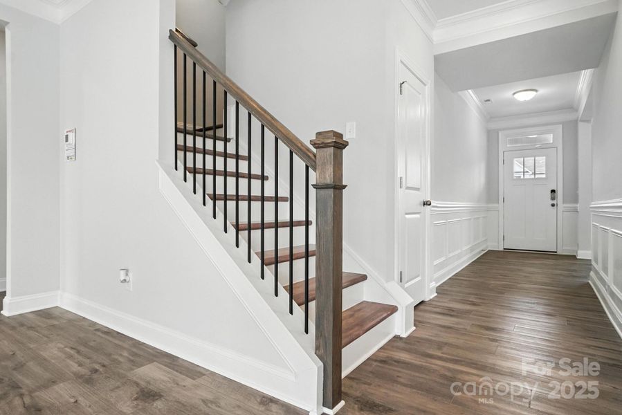 Spacious, unfurnished interior of a new home in Hampton Woods, Charlotte (Image 27).