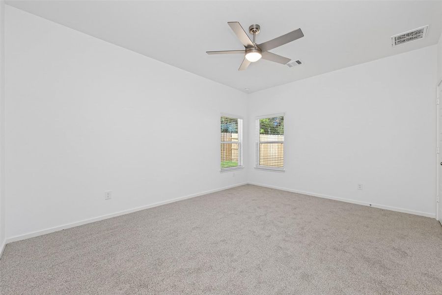 Spacious, unfurnished interior of a new home in Enclave at Willis, Willis (Image 31).