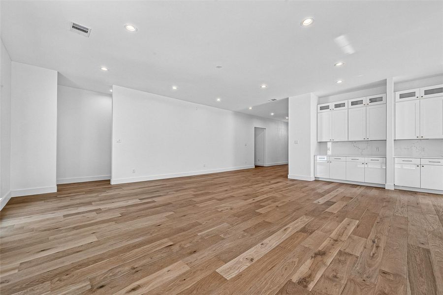 Spacious, unfurnished interior of a new home in , Houston (Image 36). Spacious, unfurnished interior of a new home in , Houston (Image 36).