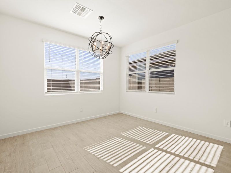 Spacious, unfurnished interior of a new home in Rancho Mirage Signature Series, Maricopa (Image 9).