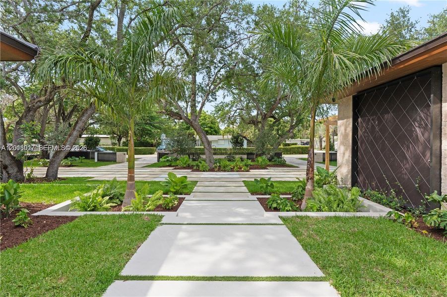 Community amenities in , Miami (Image 57).