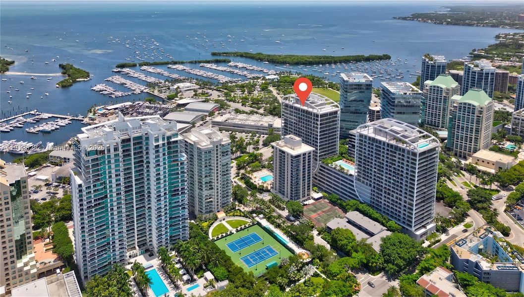 Condo located in Miami, FL showcasing its design and architecture (Image 5). Condo located in Miami, FL showcasing its design and architecture (Image 5).