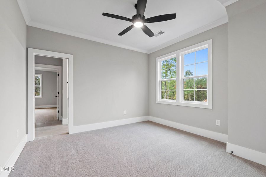 Spanish (44) Spanish (44)