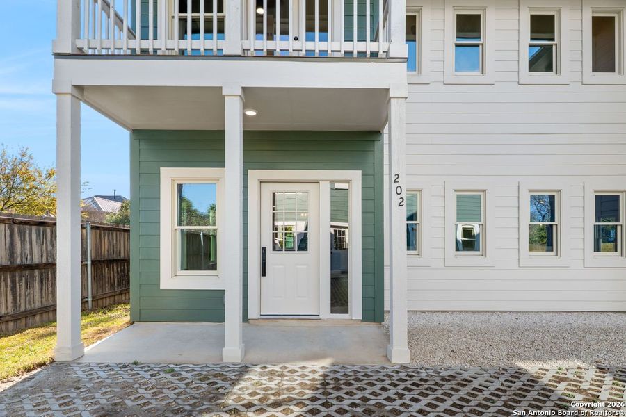 Exterior details and patio area of a home in , San Antonio (Image 3).