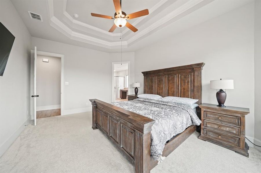 Image 15 of a home in Summit at Lake Travis.