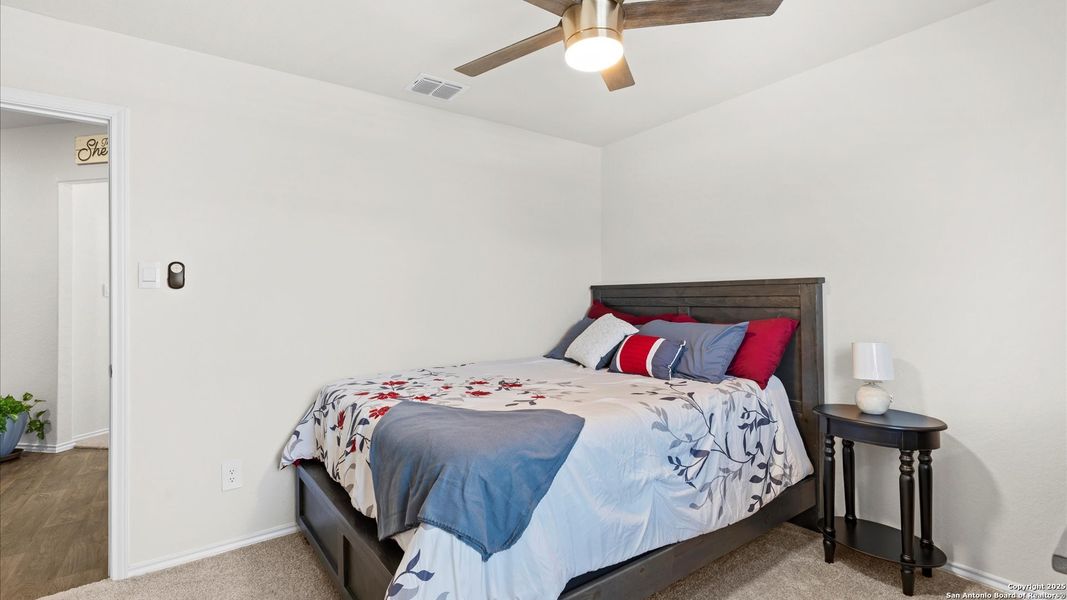Furnished interior view inside a new home in Arroyo Ranch, Seguin (Image 10).