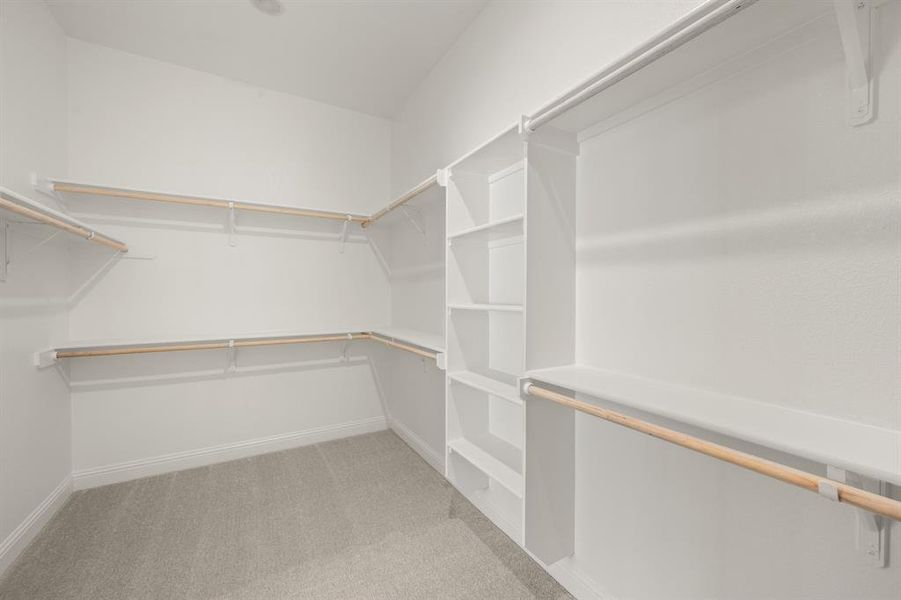 29_387 Paddle Boat- Primary Suite-7