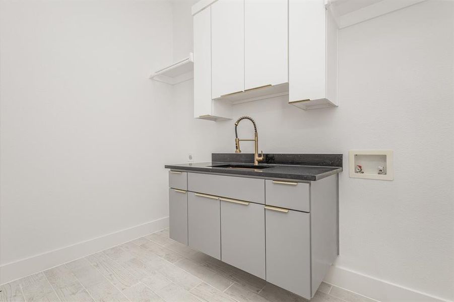 Furnished interior view inside a new home in , Dallas (Image 12). Furnished interior view inside a new home in , Dallas (Image 12).