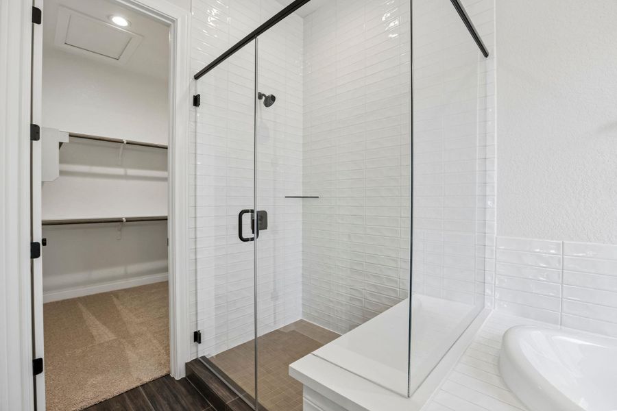 Furnished interior view inside a new home in 6 Creeks, Kyle (Image 7).