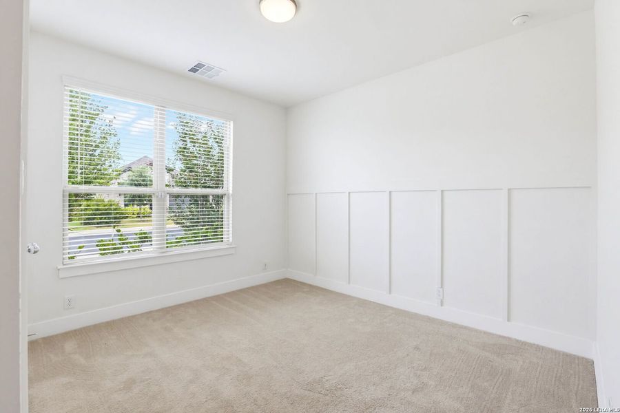 Spacious, unfurnished interior of a new home in Alsatian Oaks, Castroville (Image 16).