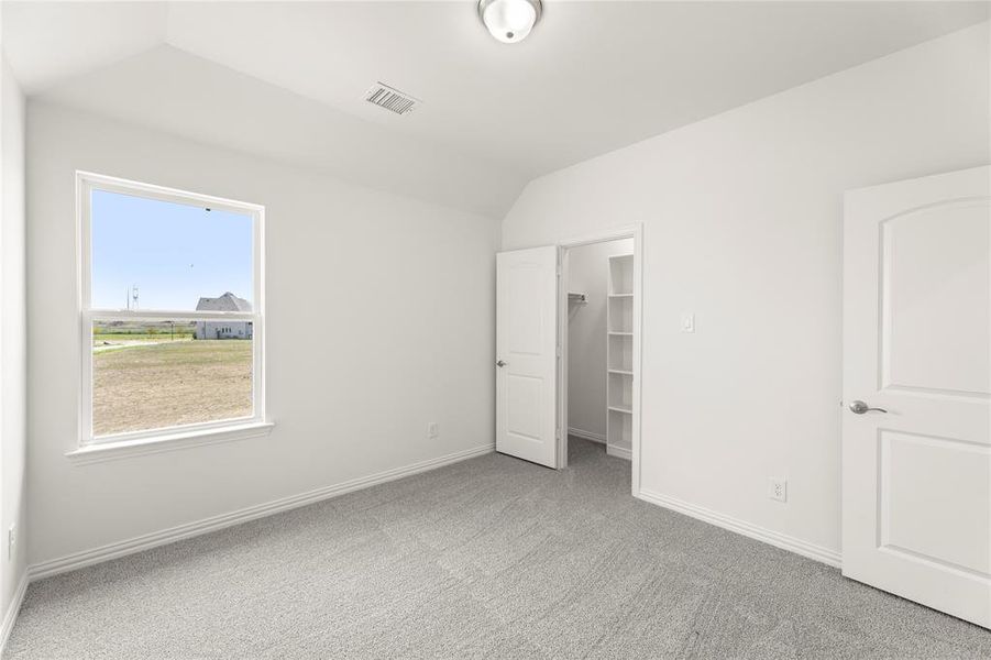 Spacious, unfurnished interior of a new home in Edgewater, Fate (Image 32). Spacious, unfurnished interior of a new home in Edgewater, Fate (Image 32).