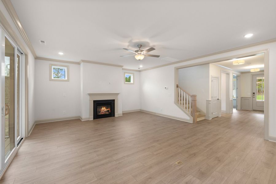 Representative unfurnished interior of a home built from the The Hampton by RobuckHomes in Baylee Ridge, Selma (Image 178).