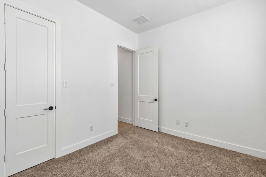 Spacious, unfurnished interior of a new home in Artavia, Conroe (Image 17). Spacious, unfurnished interior of a new home in Artavia, Conroe (Image 17).