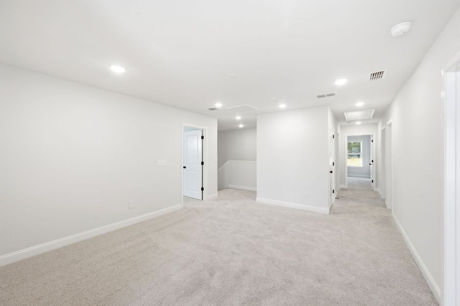Spacious, unfurnished interior of a new home in Grand Arbor, Blythewood (Image 20).