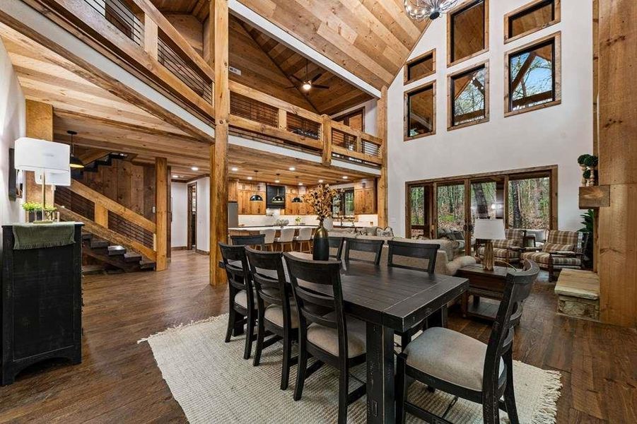 Community amenities in , McCaysville (Image 78).