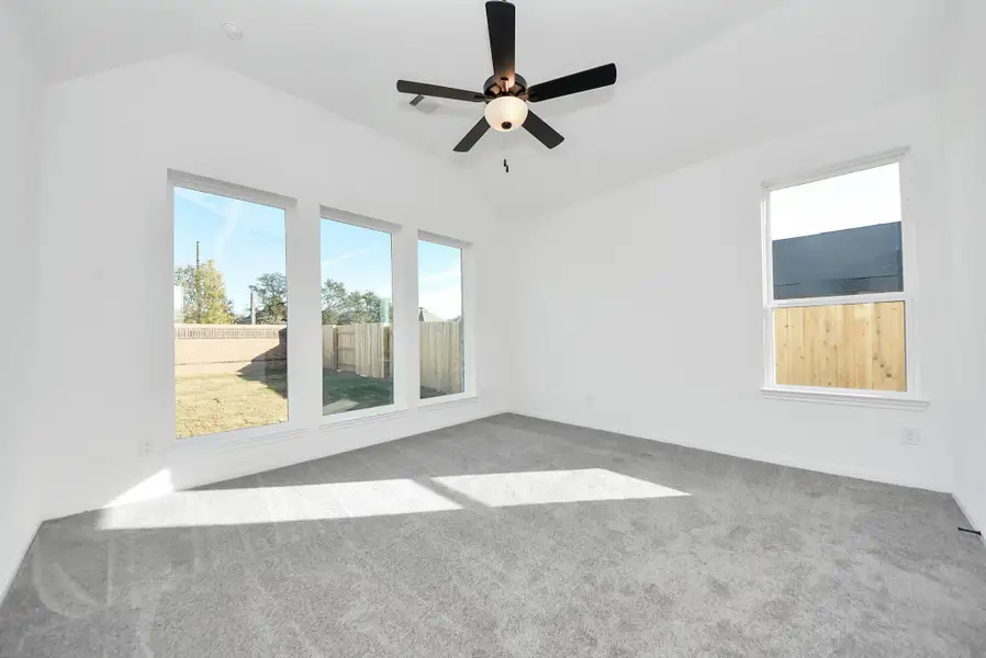 Spacious, unfurnished interior of a new home in Elyson, Katy (Image 33).
