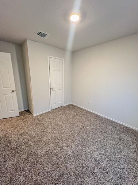 unfurnished bedroom