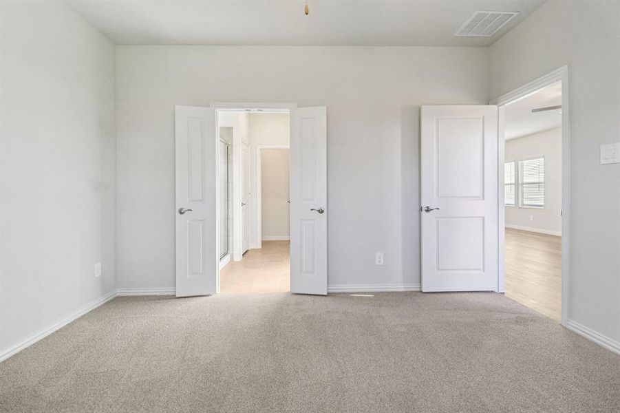 Photo is not of the actual home, but is an inspirational photo of builder’s model home and may depict options, furnishings, and/or decorator features that are not included.