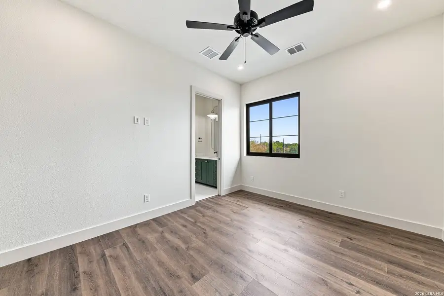Spacious, unfurnished interior of a new home in , New Braunfels (Image 23).