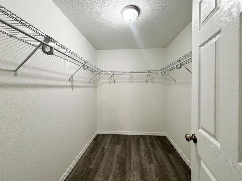 Spacious, unfurnished interior of a new home in , Dunnellon (Image 58).